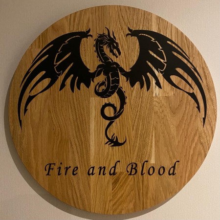 Epoxyskilt. Fire and Blood